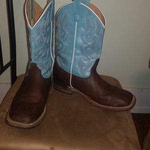 Laredo boots!!!